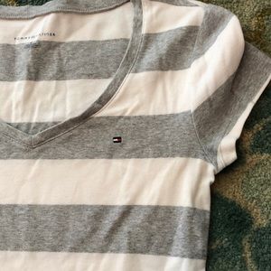 Super cute tommy shirt